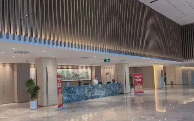 Lianyungang Airport International Hotel
