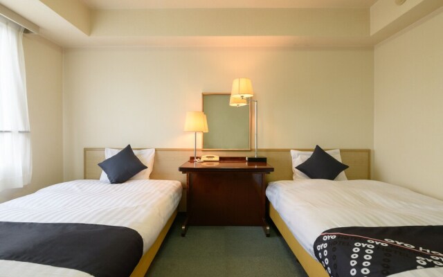 Tabist Ueda Station Hotel