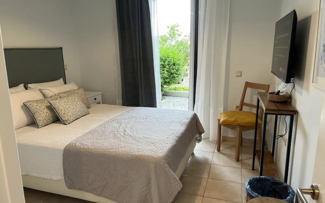 Barbati Bay Elegant Apartments