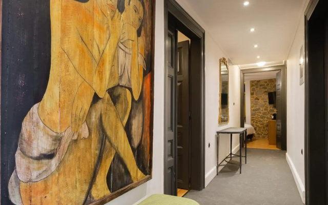 Leone Guesthouse