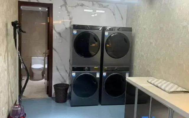 Shandong Yizheng Hotel