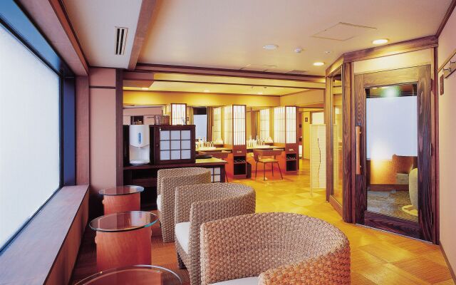 Akan Tsuruga Bessou HINANOZA