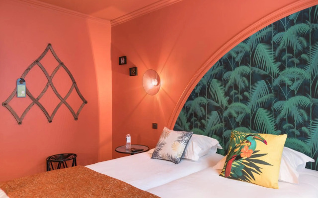 Villa Bougainville by Happyculture