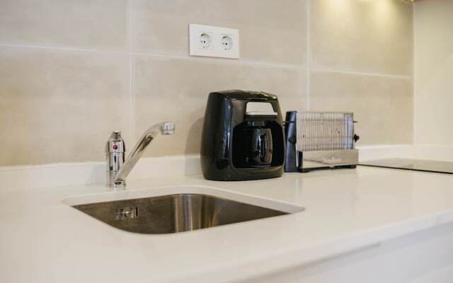 Rent4Rest Mouraria Lisbon Apartments