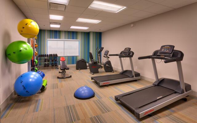 Holiday Inn Express & Suites Phoenix West - Buckeye by IHG