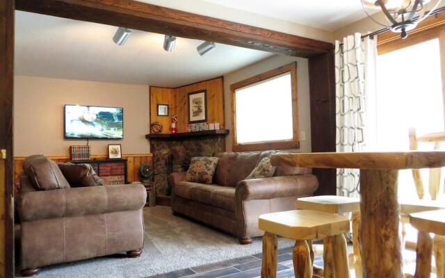 Three Seasons Hotel Suites by Crested Butte Lodging