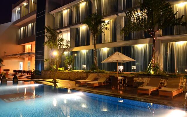 Emersia Hotel & Resort