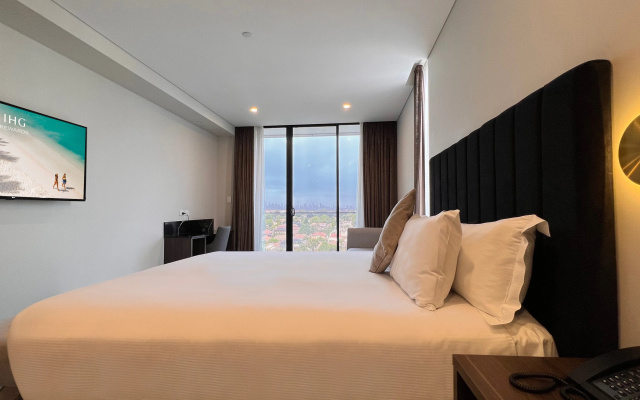 Crowne Plaza Sydney Burwood by IHG – Guest Rooms – Sydney