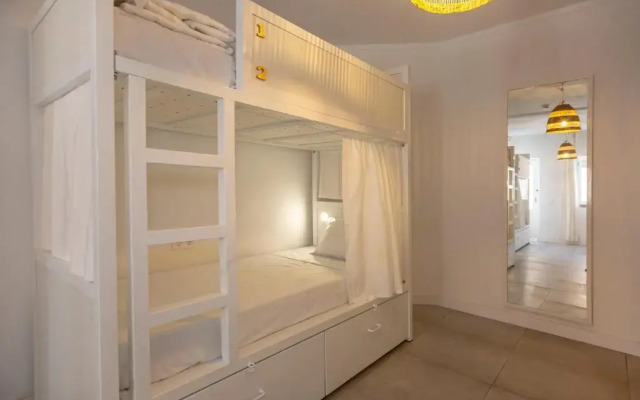 Sun Lovers Hostel