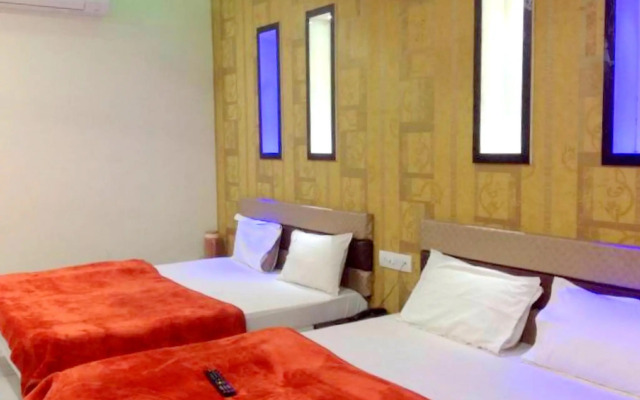 OYO 13191 Hotel Atlas Palace