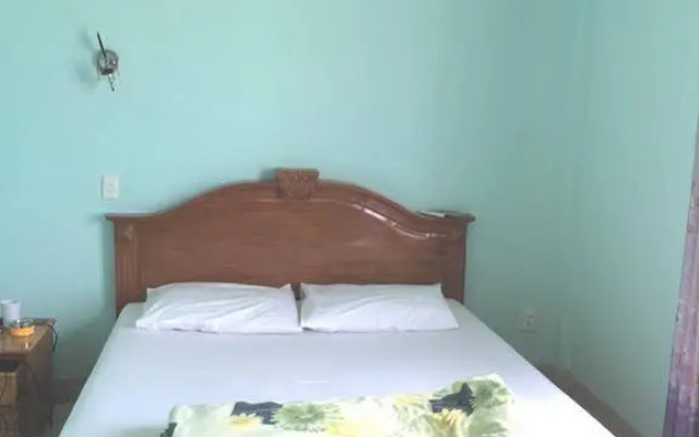 Phuong Long Hotel