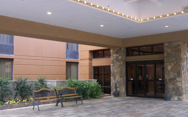Crowne Plaza Hotel Philadelphia - Bucks County