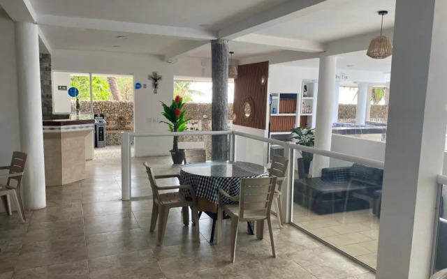 Island House Hotels