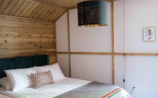 87sl - Starlink - Sauna - Sleeps 8