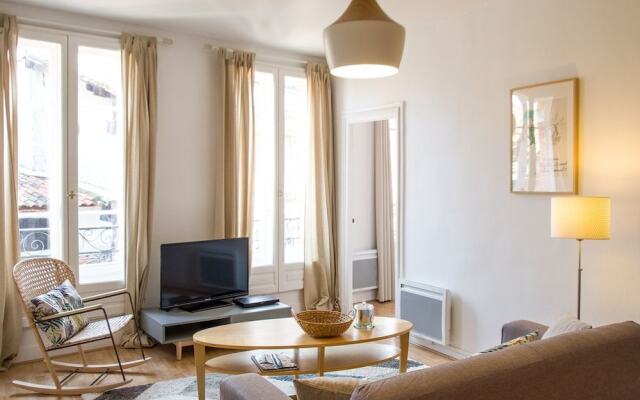 Le Poète - 5 minutes du Capitole