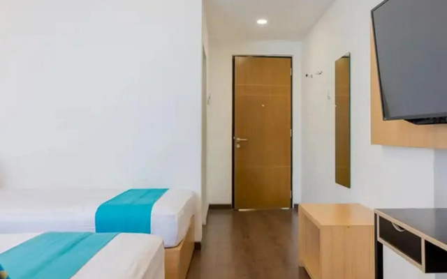 Sans Hotel Box Mansion Surabaya