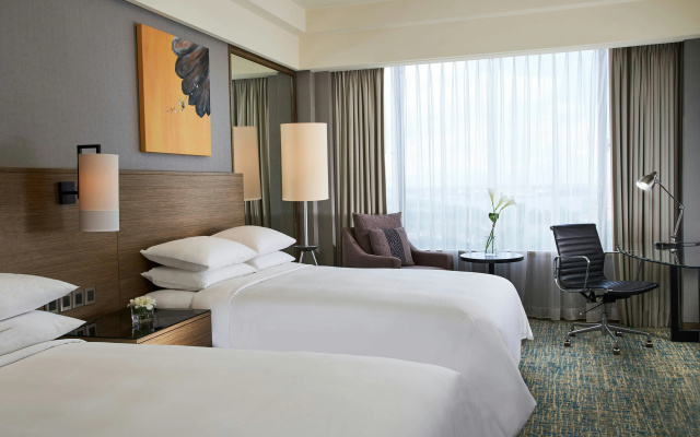 Renaissance Johor Bahru Hotel – Guest Rooms – Johor Bahru