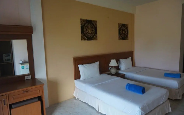 SS Emerald Suite