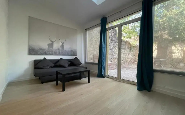 Joli F2 avec jardin