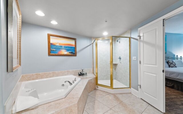 Crb0607 4 Bedroom Condo