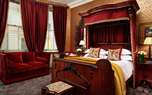 The Gore London – Starhotels Collezione