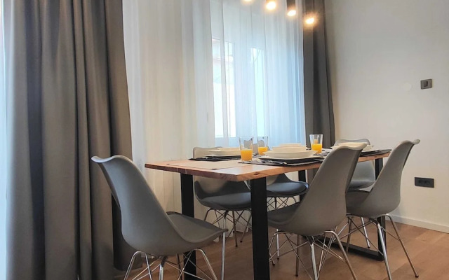 Bright and Spacious Stay With Private Parking in Crikvenica