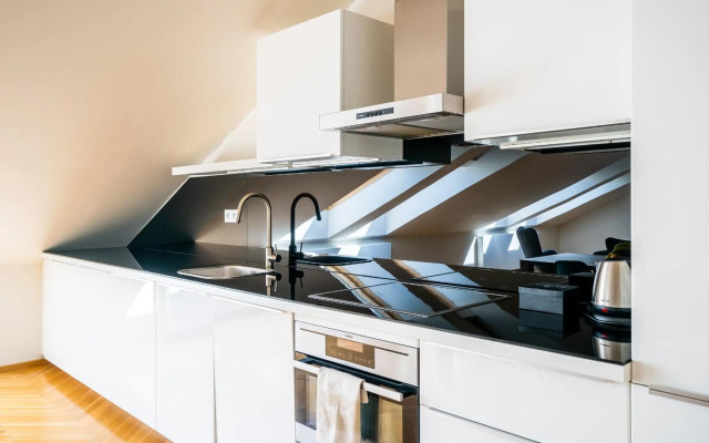 Luxurious Woodrow Wilson apt in Prague centre