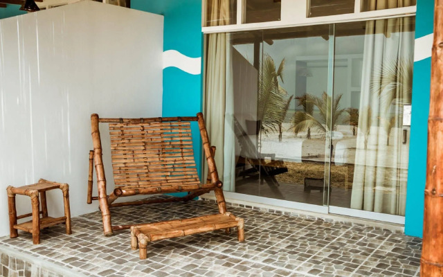 Nauti-K Beach Hotel