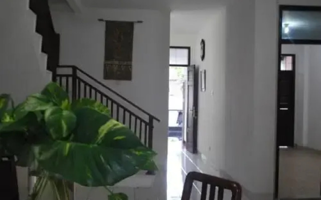 Queen Homestay