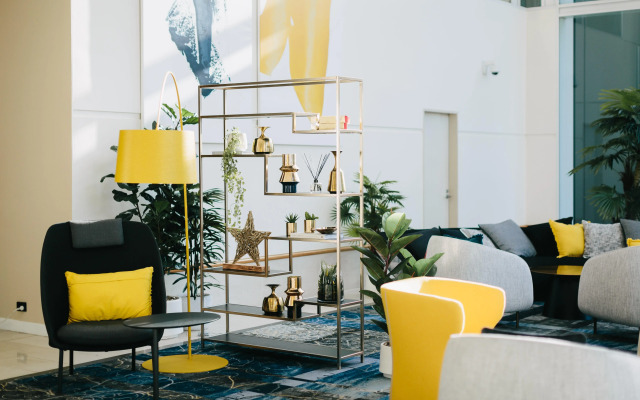 voco Gold Coast by IHG