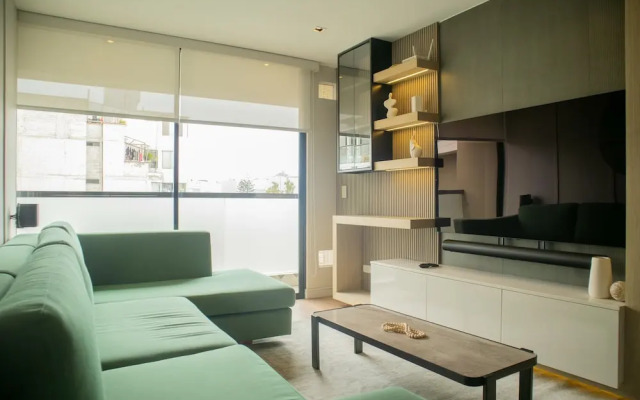 w Flawless 3BR w Balcony in Miraflores