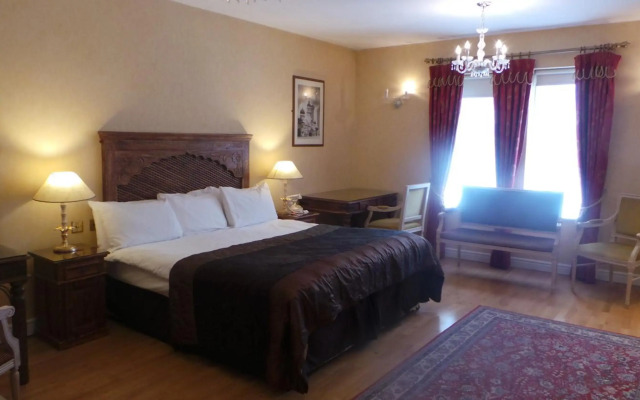 The Peacock Hotel