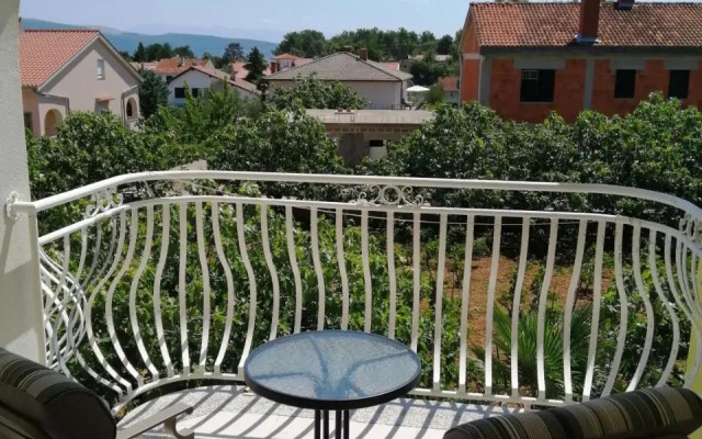 Marko Rooms