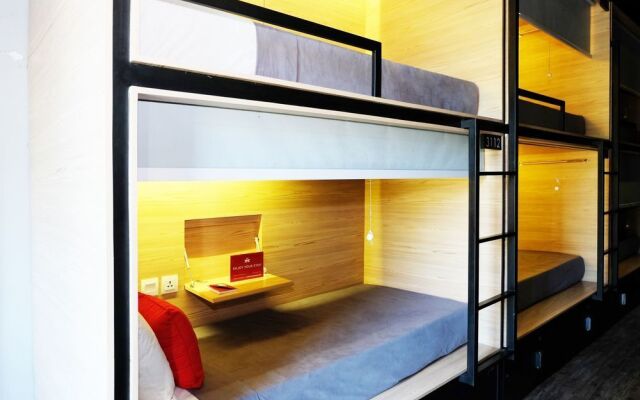 ZEN Hostel Gubeng Station
