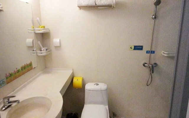 Eaka 365 Hotel
