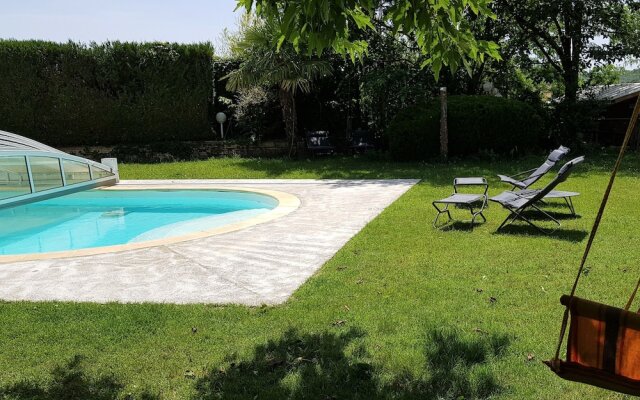 L'Houstalet des Serniers