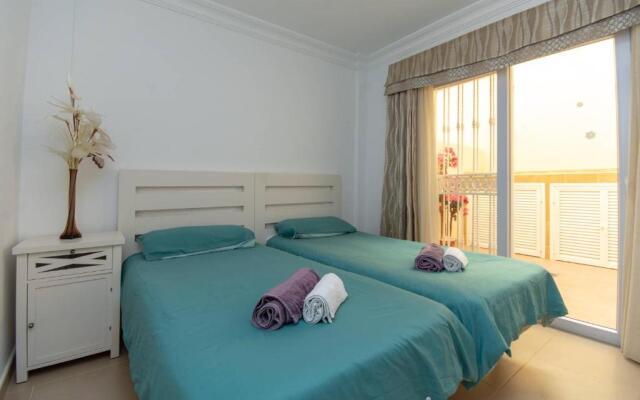 Bahia la Caleta 1 - Two Bed