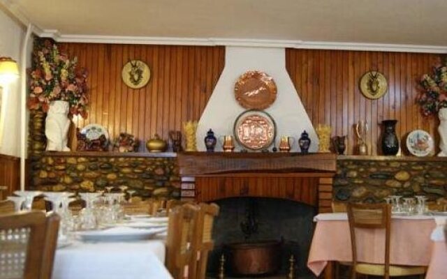 Hostal Pirineos Meliz