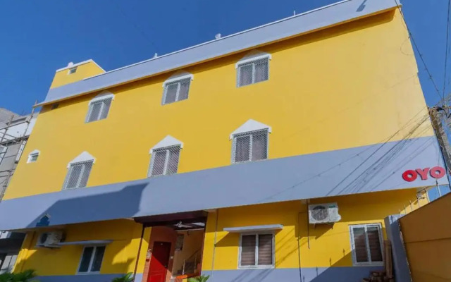 OYO 26735 Hotel Gnanam Residency