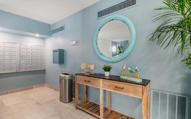 Oceanfront Beach House, Satellite Beach