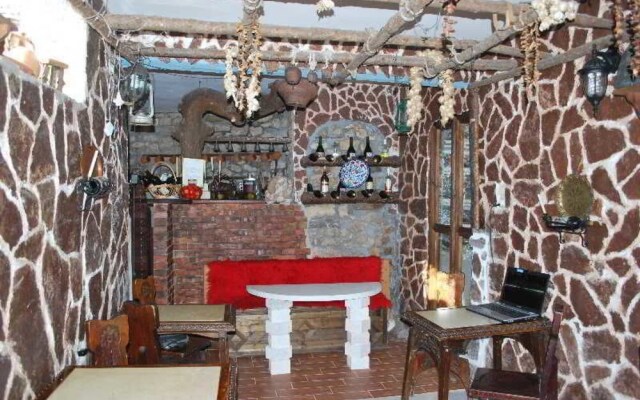 Nasho Vruho Hotel