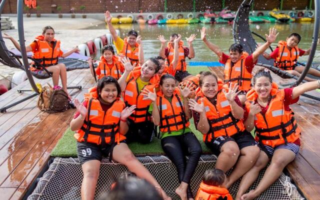 Dream Park Resort