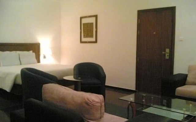 Thornberry Hotel De Island