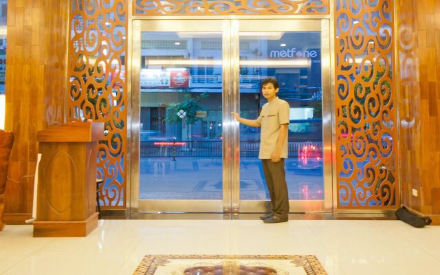 Diamond Hotel