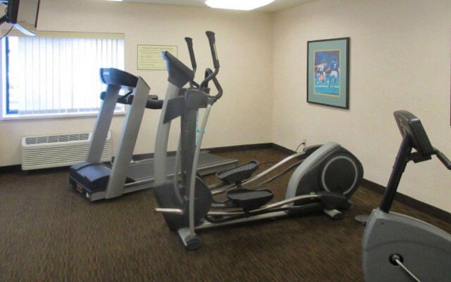 La Quinta Inn Milwaukee Northwest