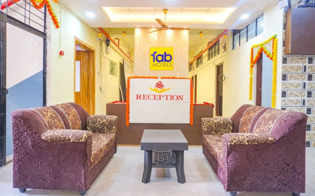 Fabhotel Om Sai