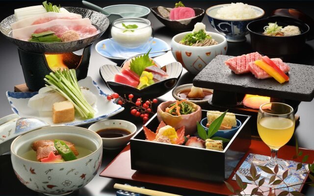 Akayu Onsen Gotenmori