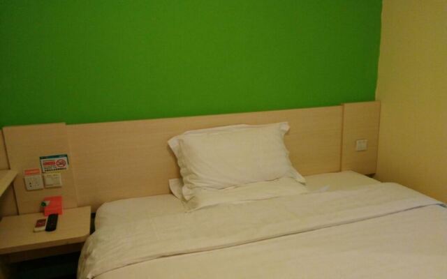 7 Days Premium (Peking Union Medical College Hospital Chaoyangmen Dongsi Subway Station)