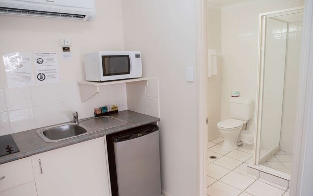 Caboolture Central Motor Inn, SureStay Collection by BW