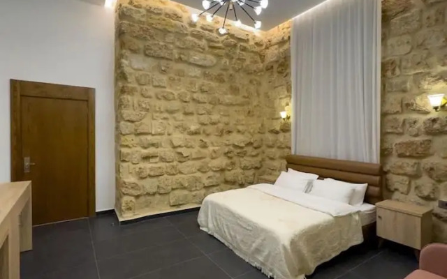 VillaRosa Luxury Boutique